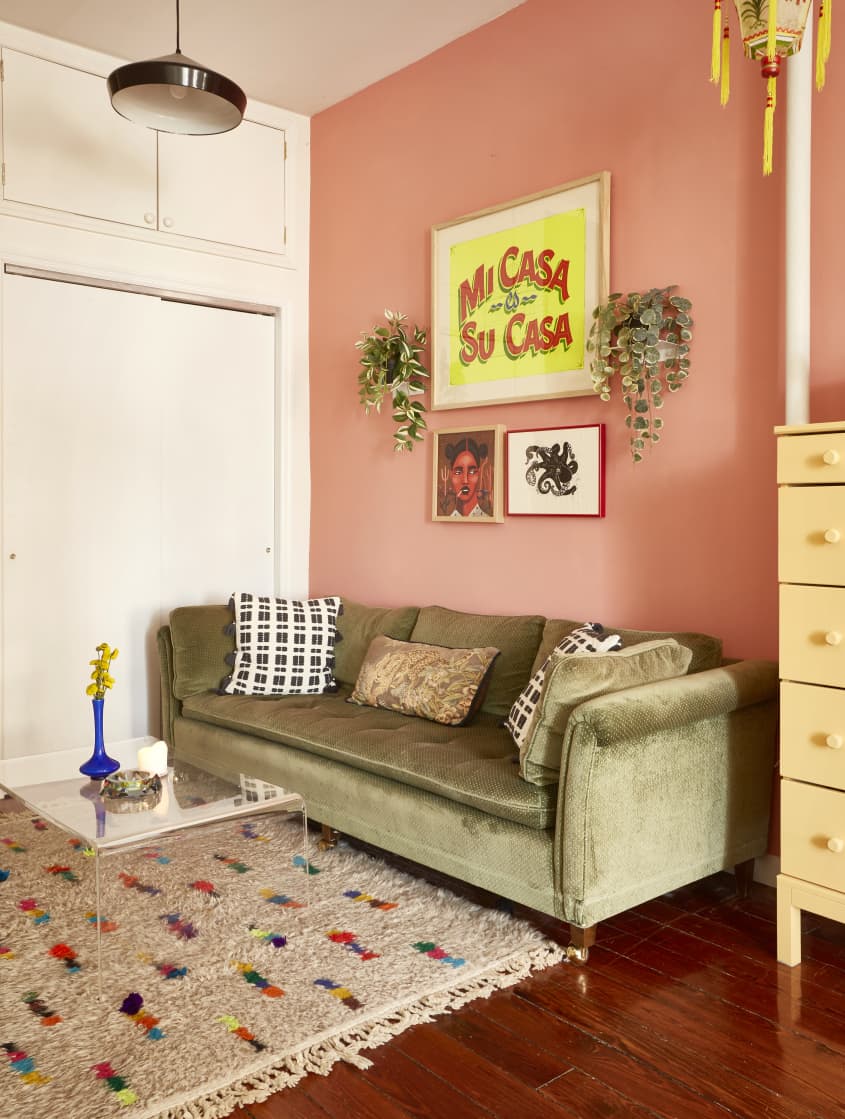 Amanda Holden Dumpster.Doggy. Brooklyn Apartment Photos Apartment Therapy